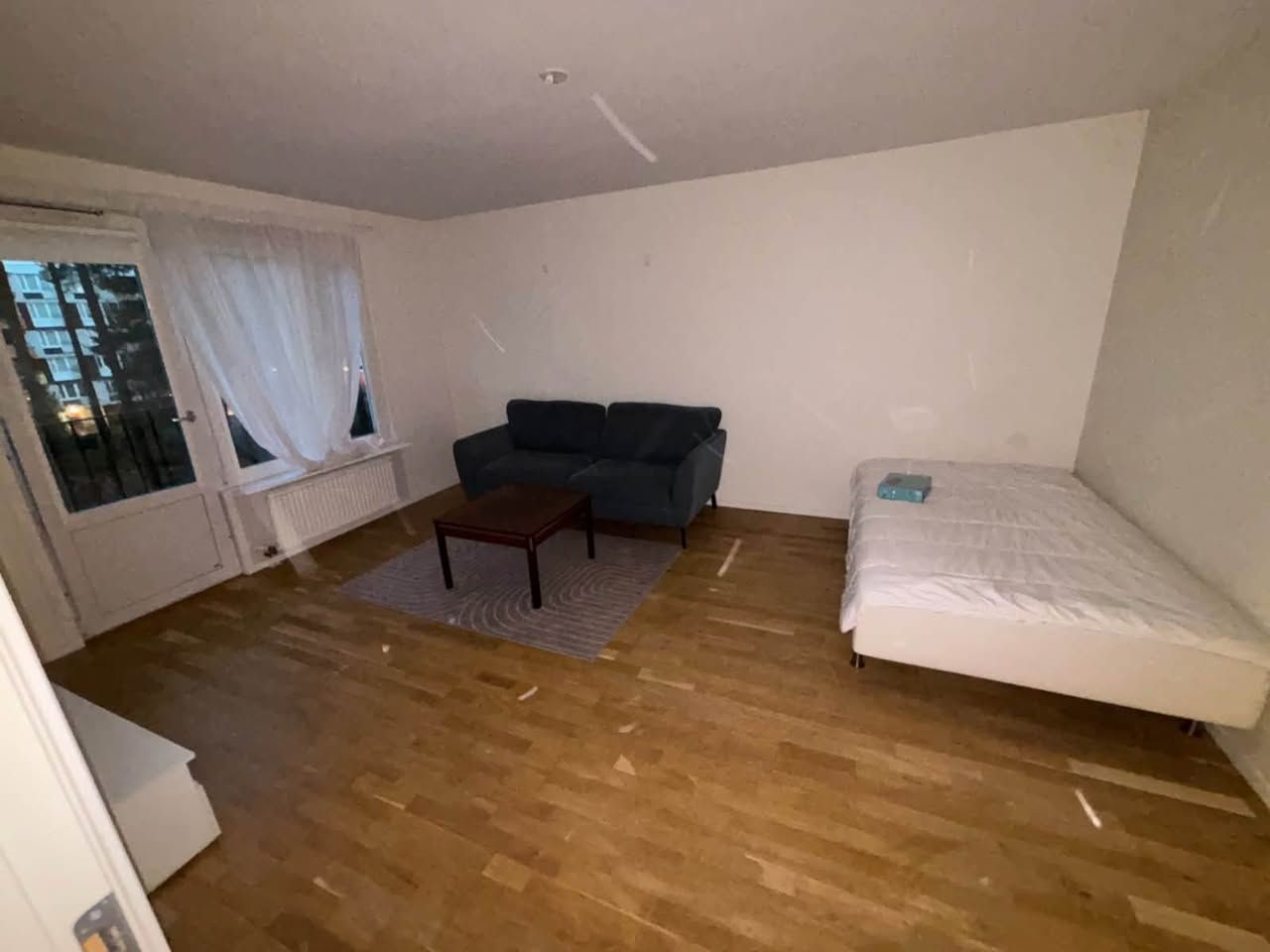 Сдам 1-комнатную квартиру на длительный срок в Uplans väsby — фото 2