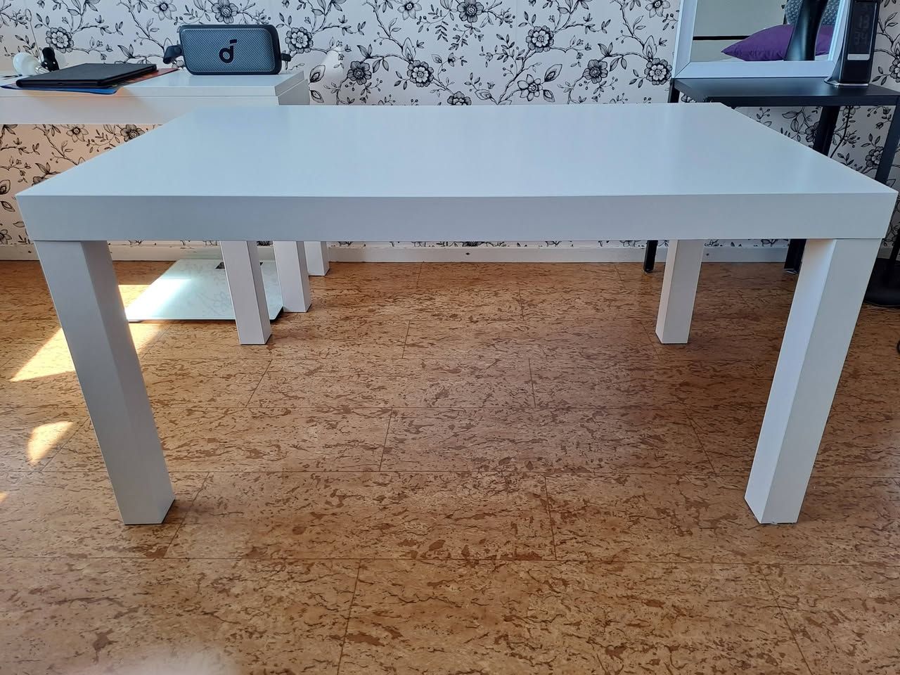Продажа мебели Ikea: комод, стол, тумбы и прикроватные тумбочки — фото 2